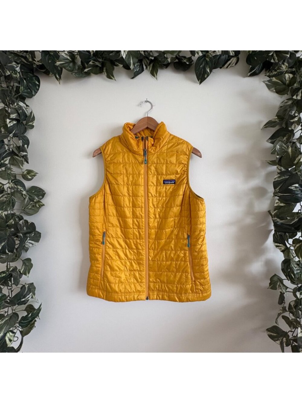 Patagonia Athletic Nano Puff Quilted Full Zip Vest Yellow Women’s Size L